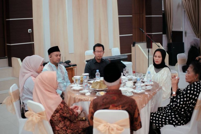 Wali Kota Palopo Terima Kunjungan Silaturahmi Datuk Luwu ke-40