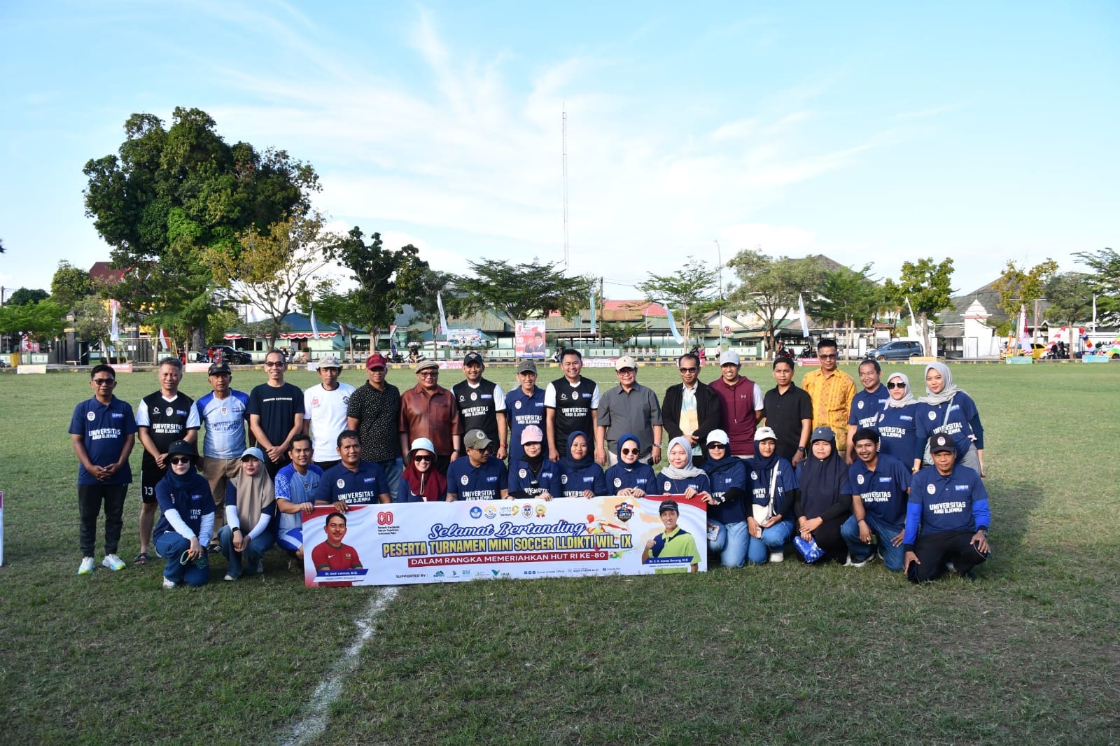 Wakil Wali Kota Palopo Buka Turnamen Mini Soccer LLDIKTI Wilayah IX