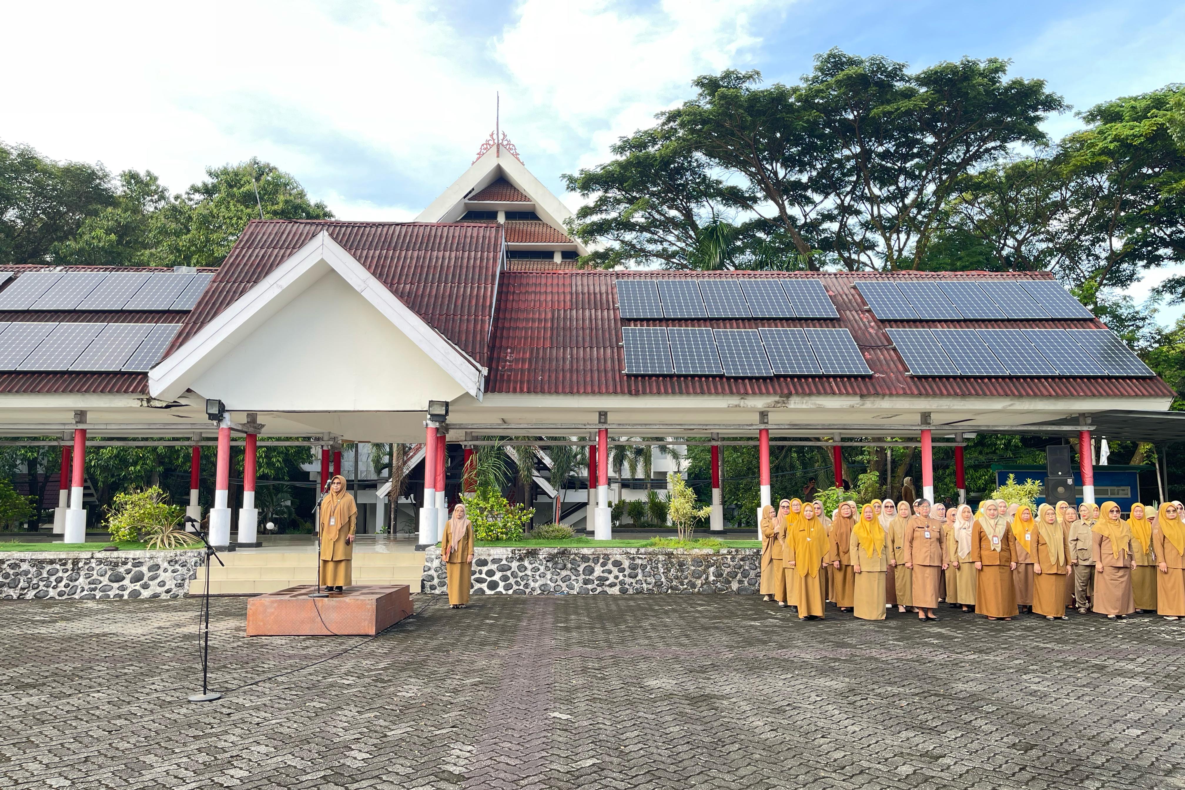 ASN Perempuan Pemprov Sulsel Peringati Hari Kartini 2025