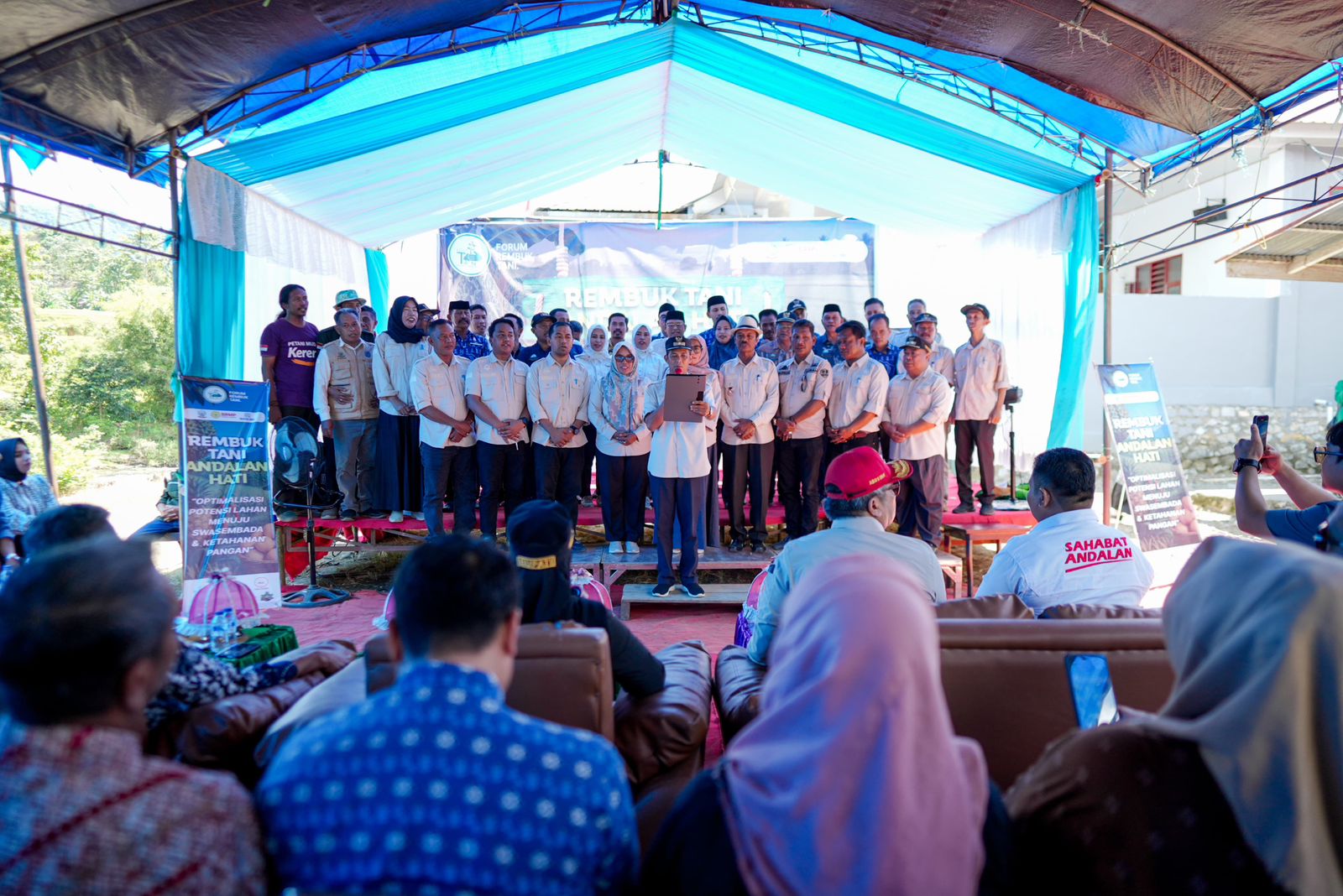 Kepala Desa di Barru Deklarasi Dukung Koperasi Merah Putih Untuk Swasembada Pangan di Forum Rembuk Tani Andalan Hati