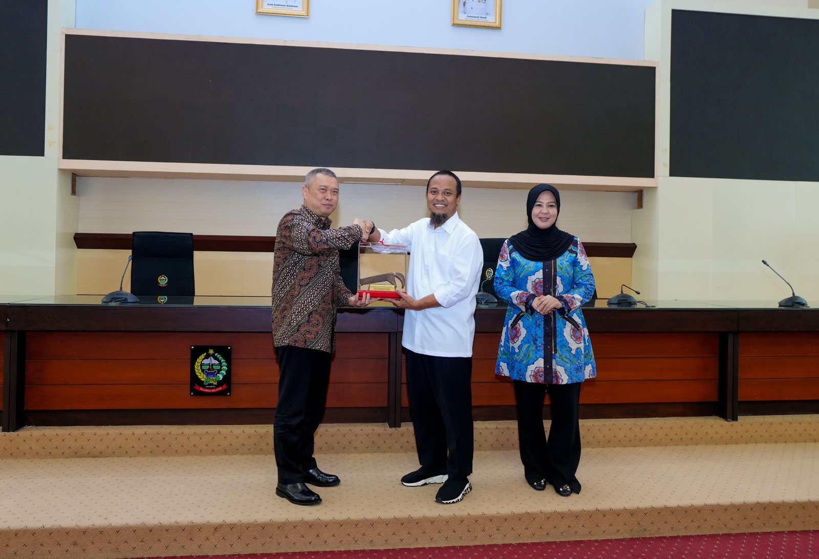 Gubernur Sulsel Gagas Seaplane ke Menhub untuk Layani Kepulauan