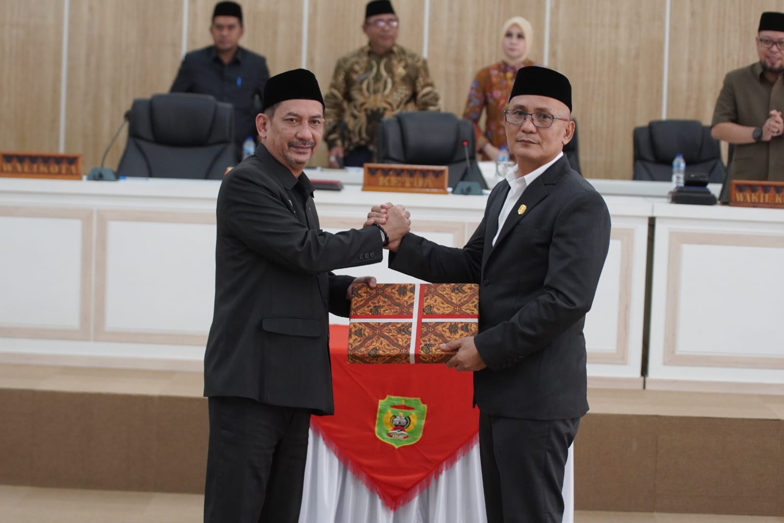 Pj Wali Kota Palopo Hadiri Rapat Paripurna DPRD: Pertanggungjawaban APBD 2024