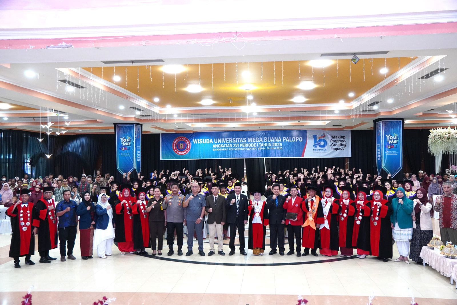 Pj Wali Kota Hadiri Wisuda UMB Palopo, Ciptakan Lulusan Yang Berkualitas