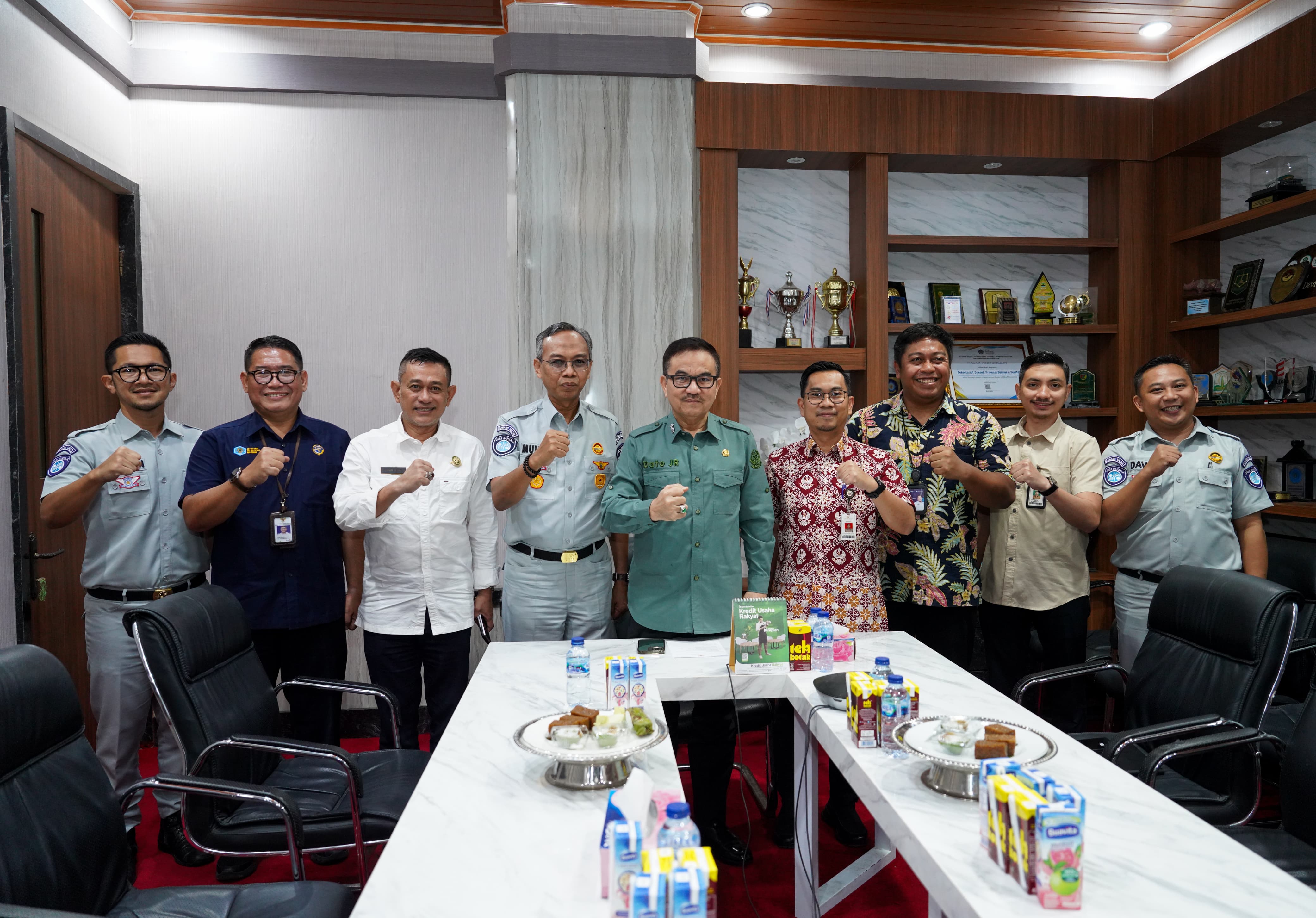 Akademi Penerbang Indonesia Banyuwangi Dukung Terobosan Andi Sudirman-Fatmawati Hadirkan Seaplane