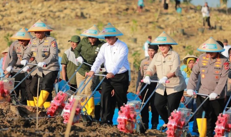 Wujudkan Swasembada Jagung, Mentan Perkuat Sinergi Bersama POLRI