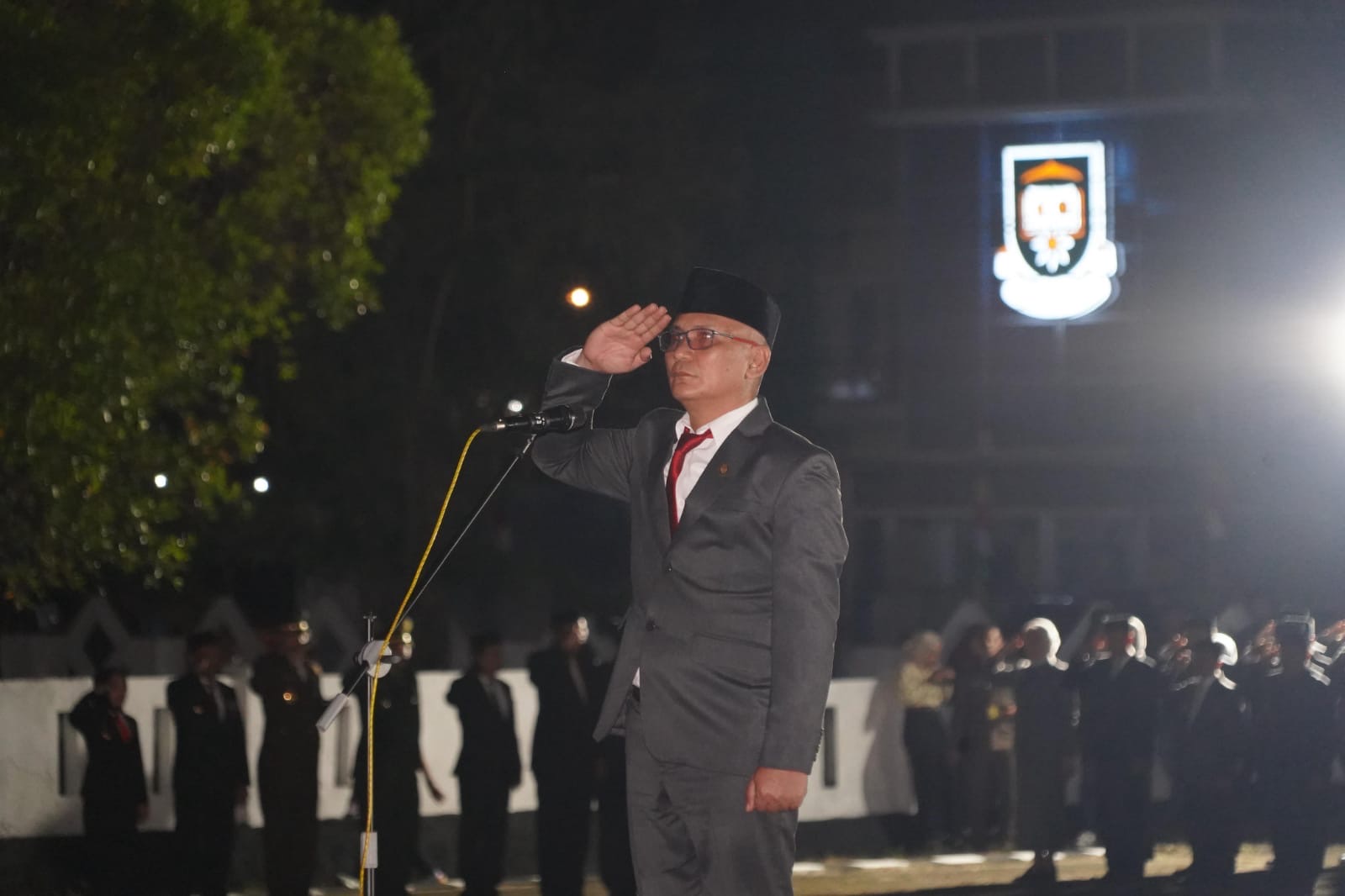 Wali Kota dan Forkopimda Palopo Ikuti Apel Kehormatan dan Renungan Suci Peringatan HUT RI