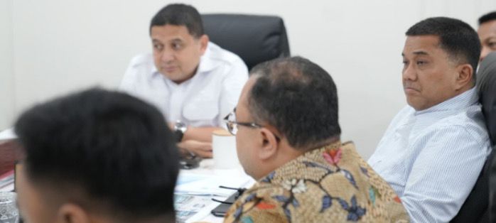 Bappeda Turut Hadir Bersama Pemkot Makassar Bahas Agenda Kalista Biru Nusantara: Transisi Transportasi Publik Ke Kendaraan Listrik