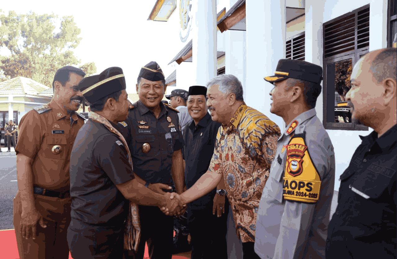 Bupati Terpilih Pinrang H.A. Irwan Hamid Hadiri Kunjungan Kerja Kajati Sulsel dan Peresmian Fasilitas Kejari Pinrang