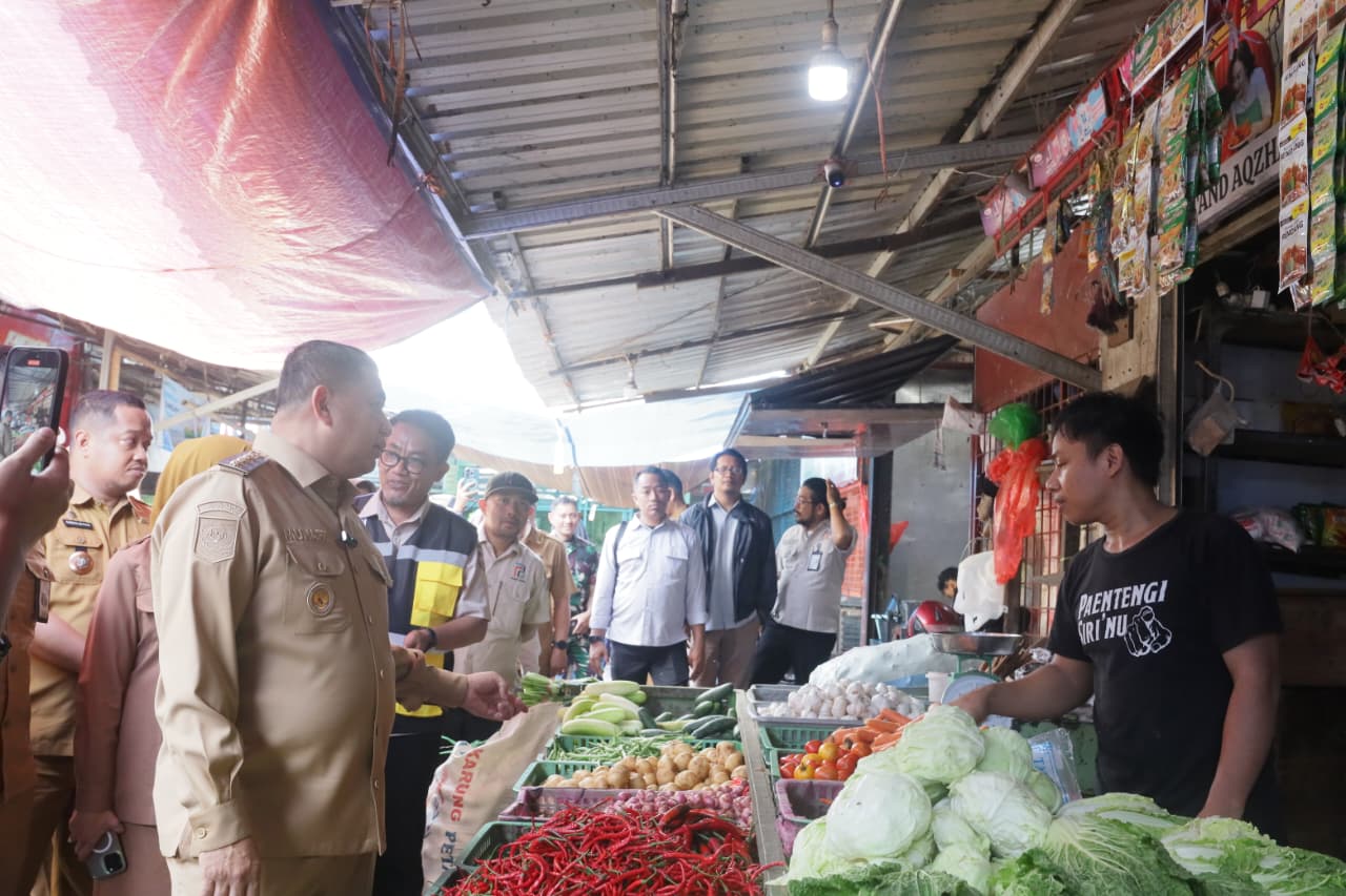 Wali Kota Makassar, Kawal Inflasi Lewat Sidak Pasar
