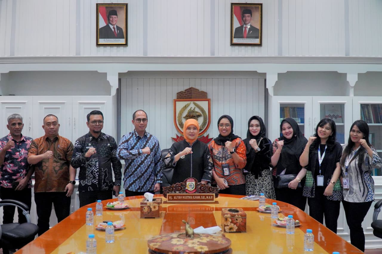 Aliyah Mustika Ilham Terima Audiensi Aerotel Smile Makassar,