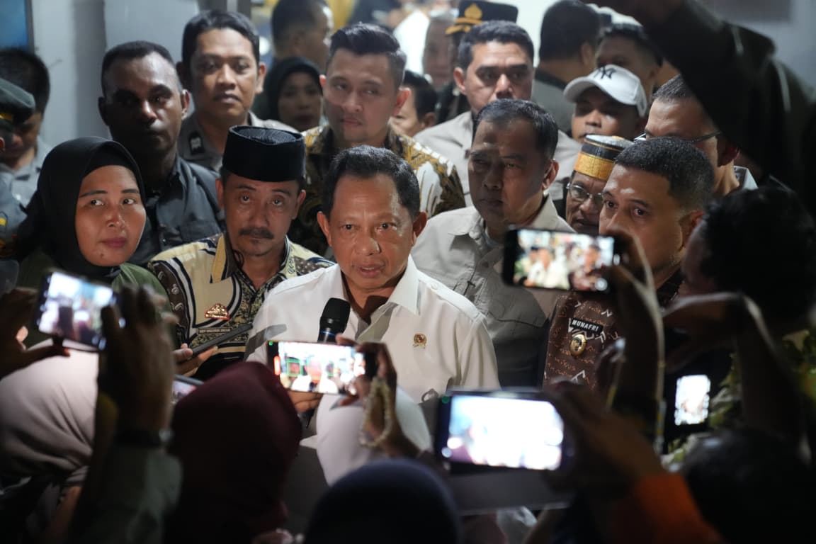 Mendagri Tito Apresiasi Langkah Cepat Pemkot Makassar Bentuk Posko Siskamling