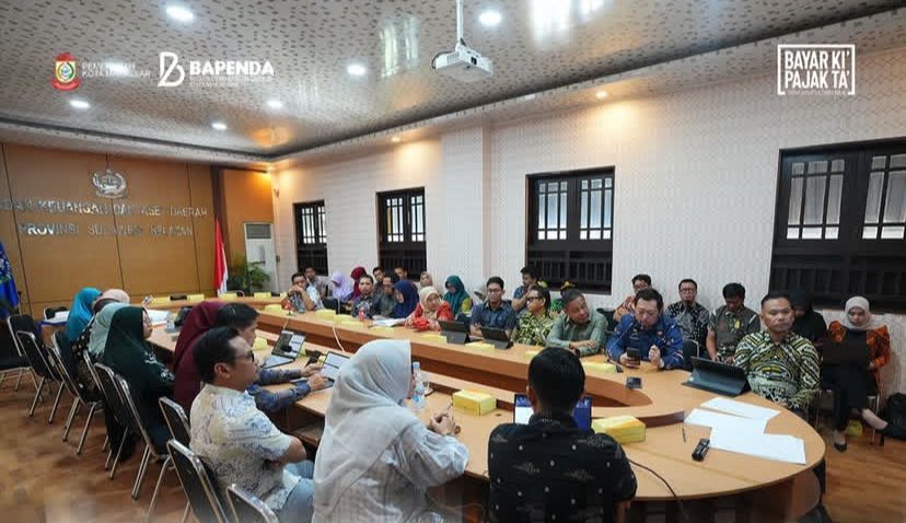 Kepala Bapenda Hadiri Rapat Evaluasi Perubahan APBD 2025 Oleh Pemkot Makassar