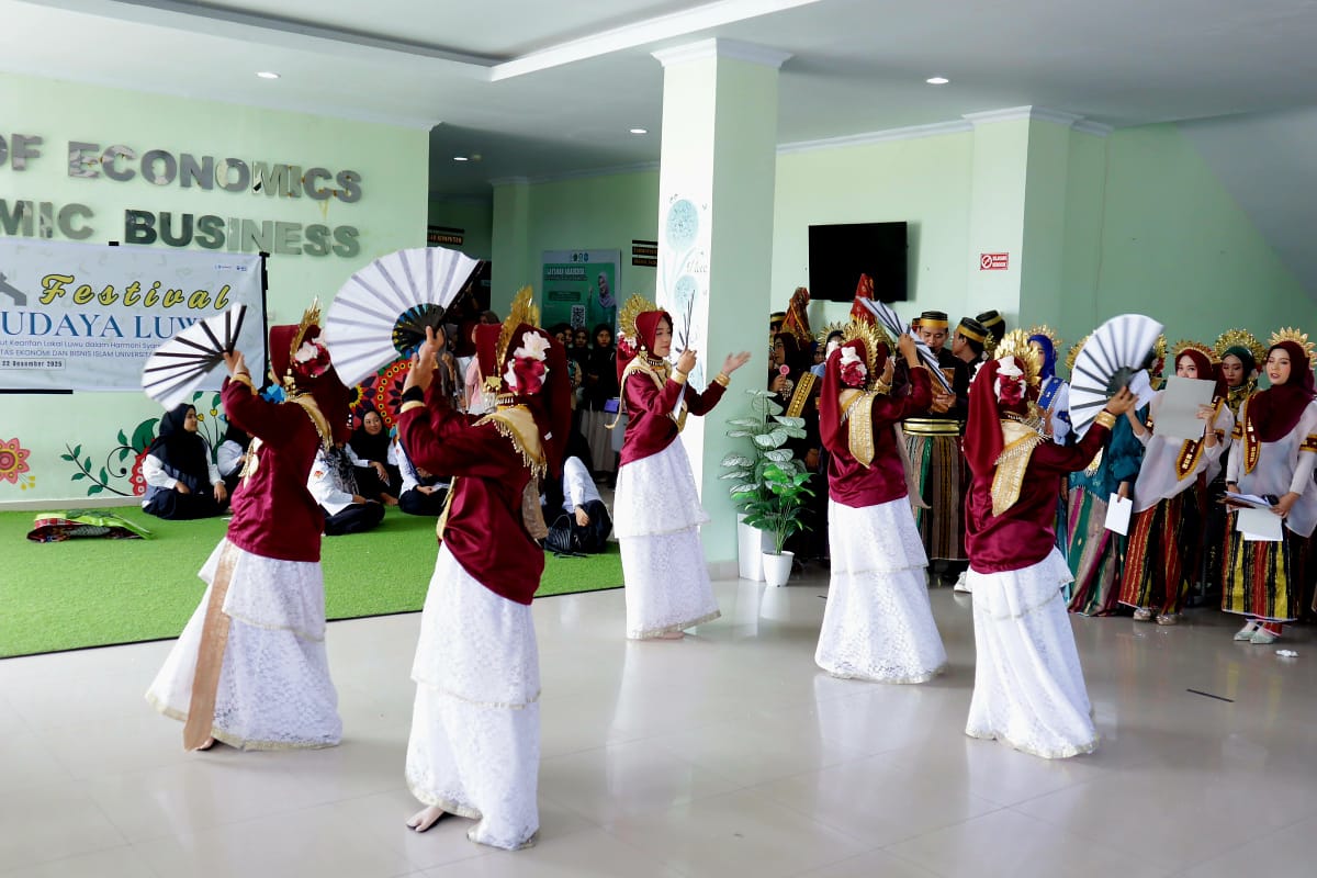 Gelar Festival Budaya Luwu, FEBI UIN Palopo Bangun Kreativitas Kearifan Lokal