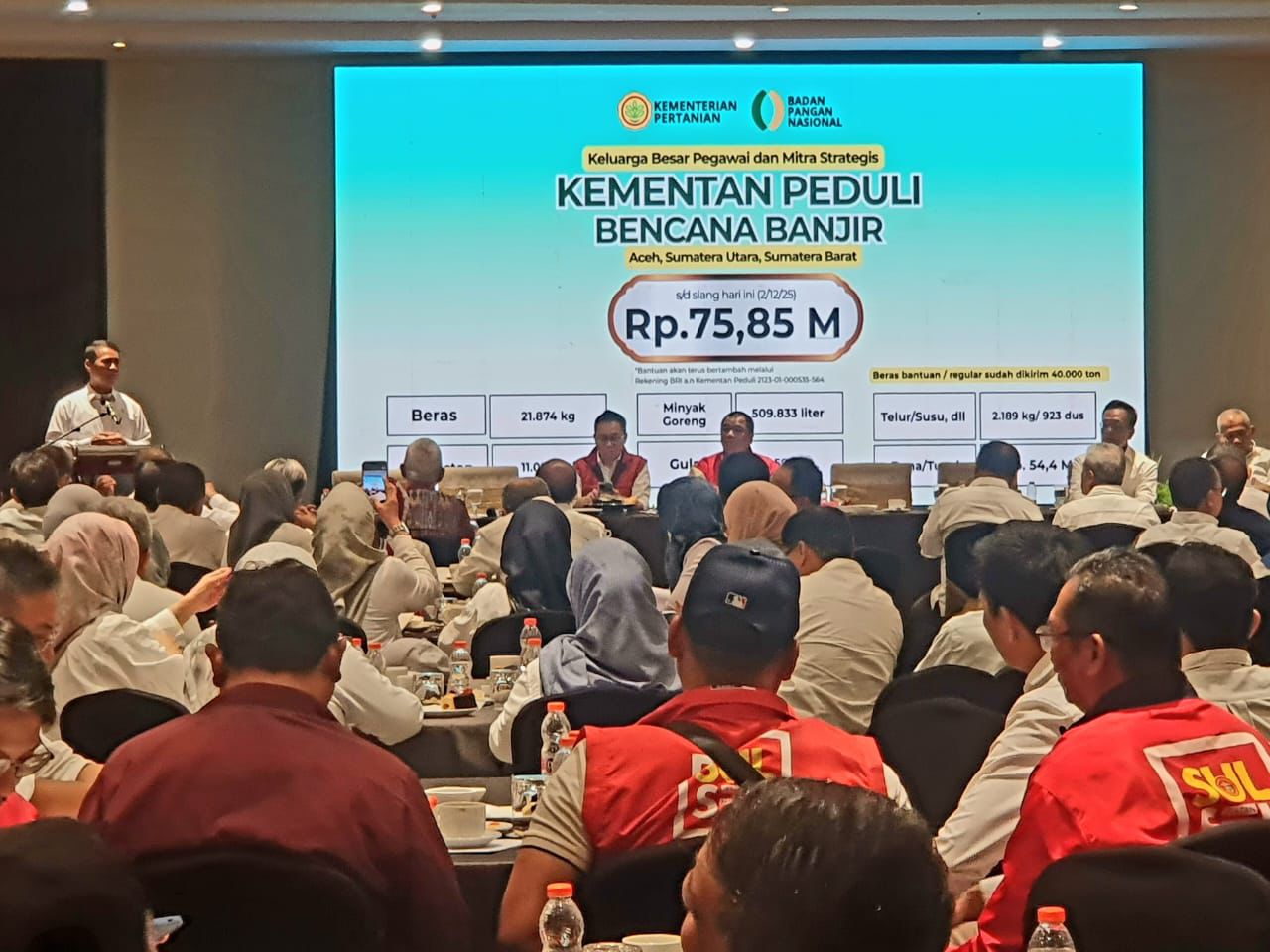 Mentan Bantu Rp1 Miliar Untuk Anak Yatim Piatu Melalui Kegiatan IKA Unhas Peduli