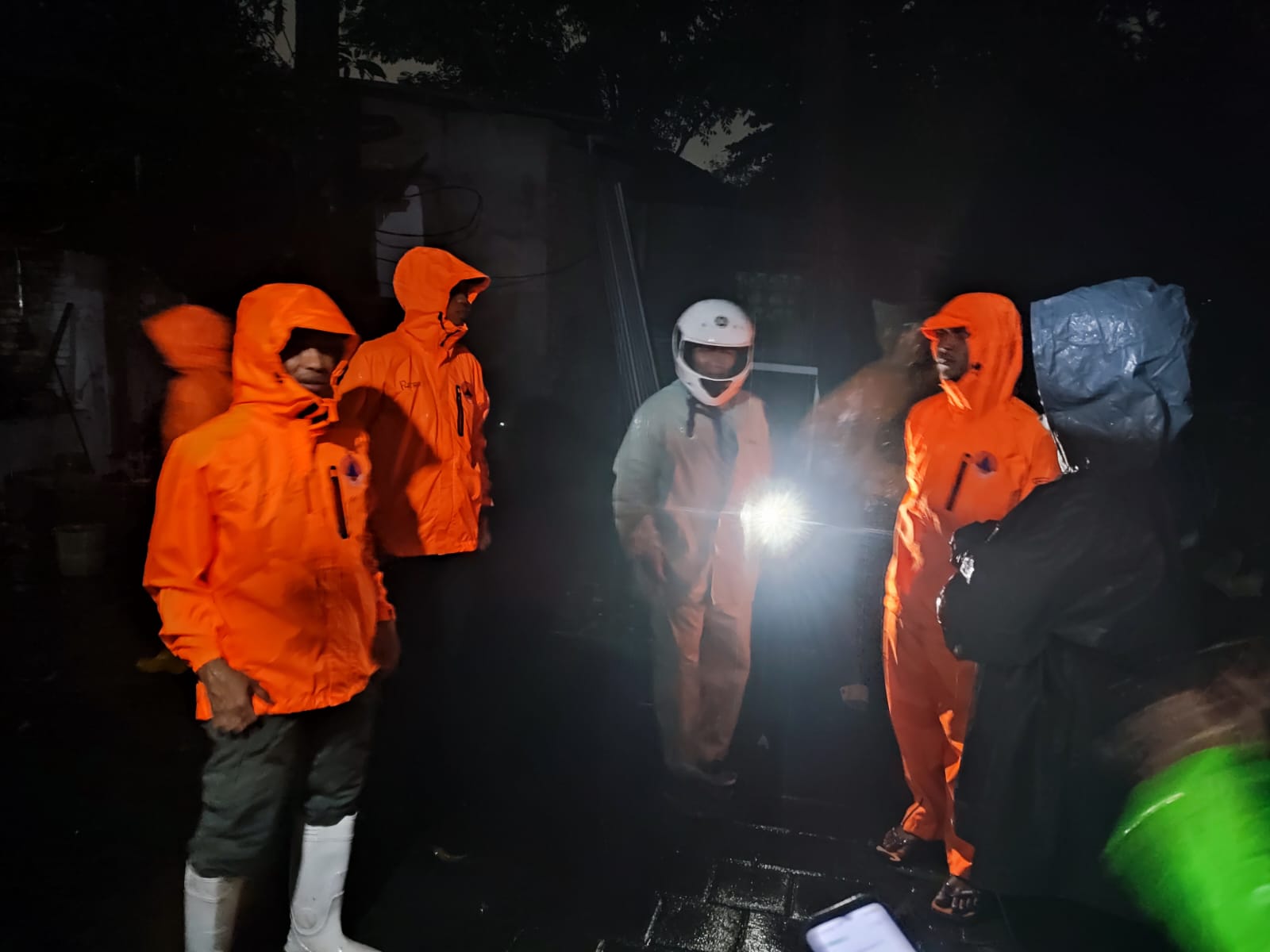 BPBD Bersama OPD Terkait Lakukan Penanganan Cepat & Siaga di Sejumlah Titik