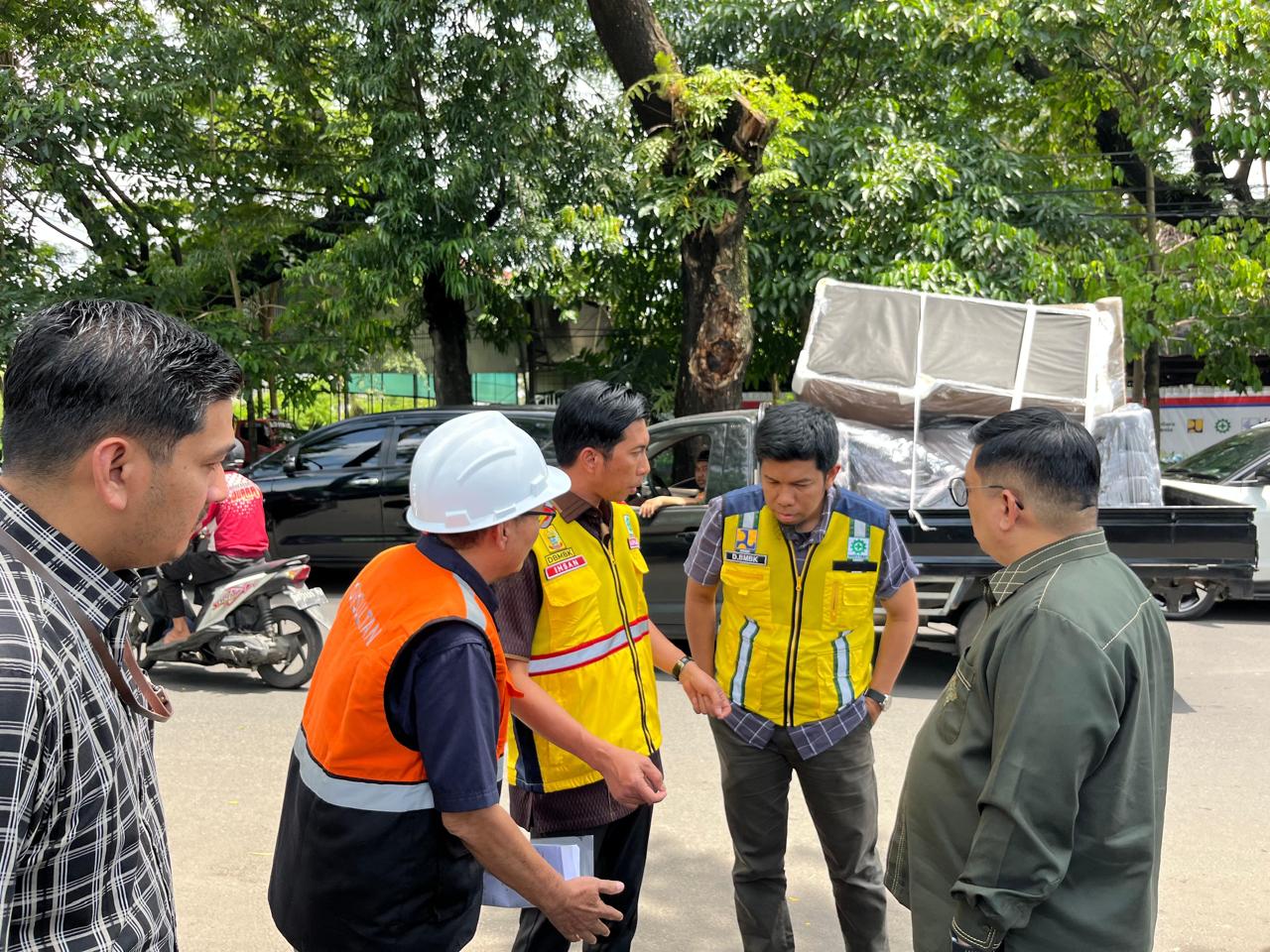 Kadis DBMBK Andi Ihsan Bersama Kasatgas 4.2 Deputi Kordinasi dan Supervisi KPK RI Kunjungan Lapangan