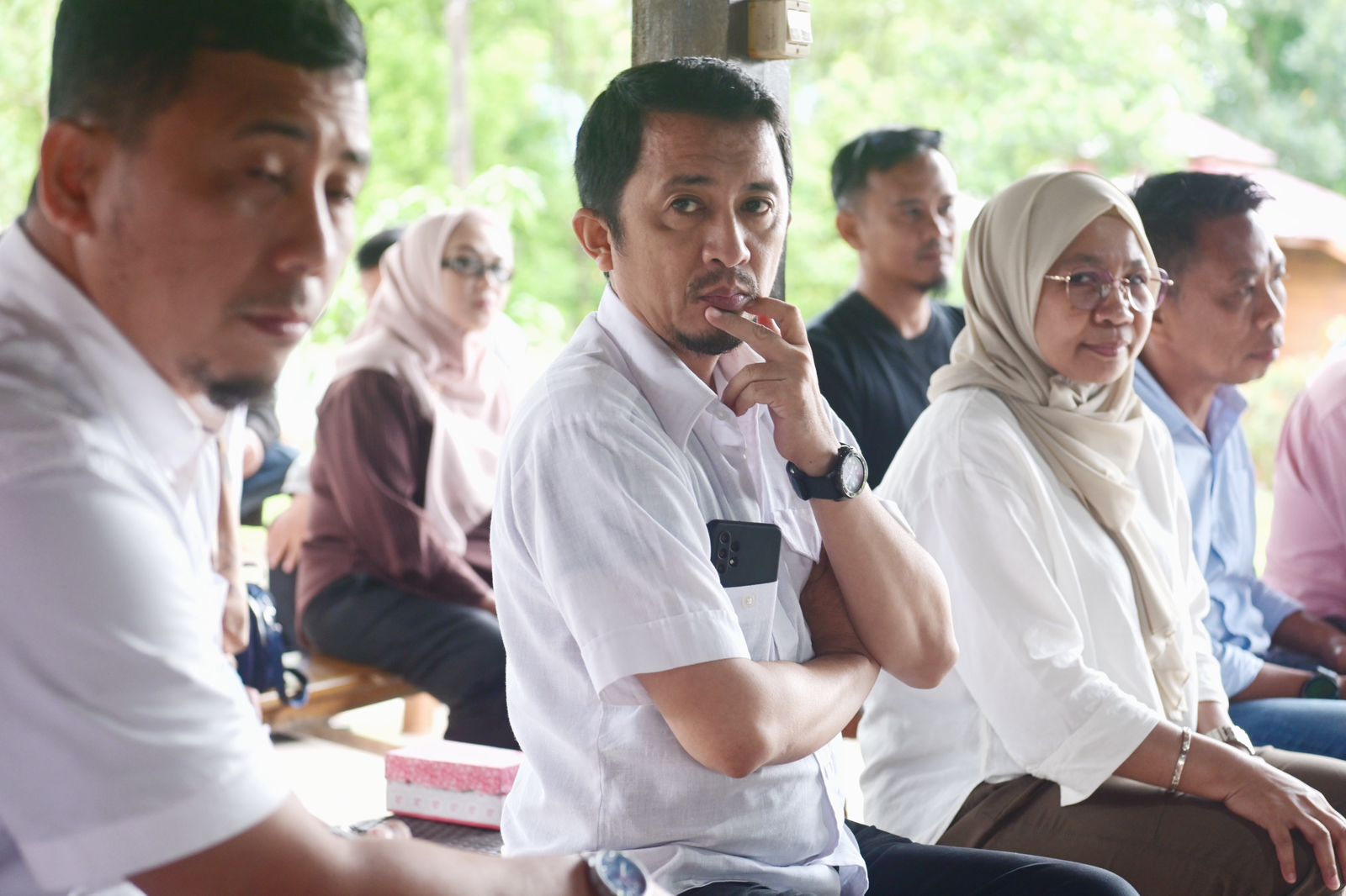 Kabid Jalan DBMBK Sampaikan Ruas Jalan Burung-Burung – Bili-Bili mencapai progres pekerjaan perkerasan beton dan saluran