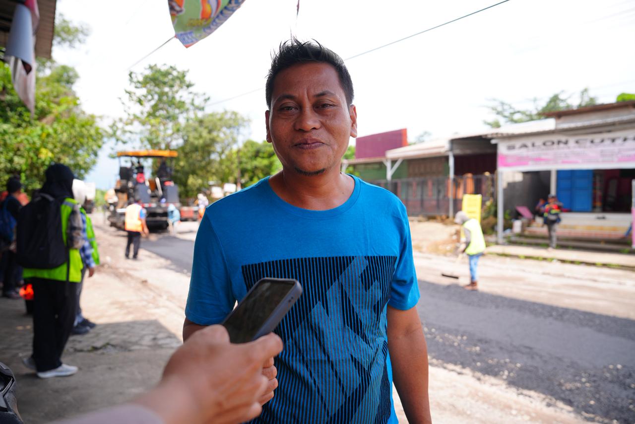 Warga Pattalasang Gowa Bersyukur, Perbaikan Jalan Poros Yasin Limpo Mulai Dirasakan