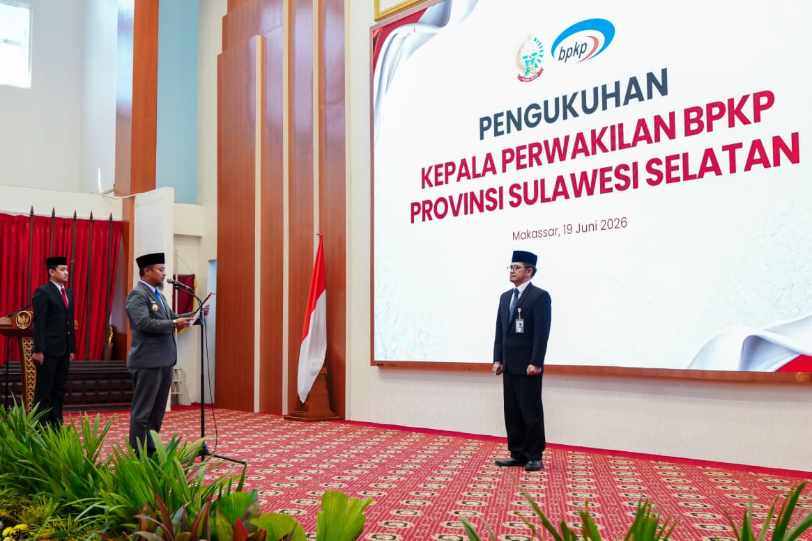 Gubernur Kukuhkan Mardiyanto Arif Rakhmadi sebagai Kepala Perwakilan BPKP Sulsel