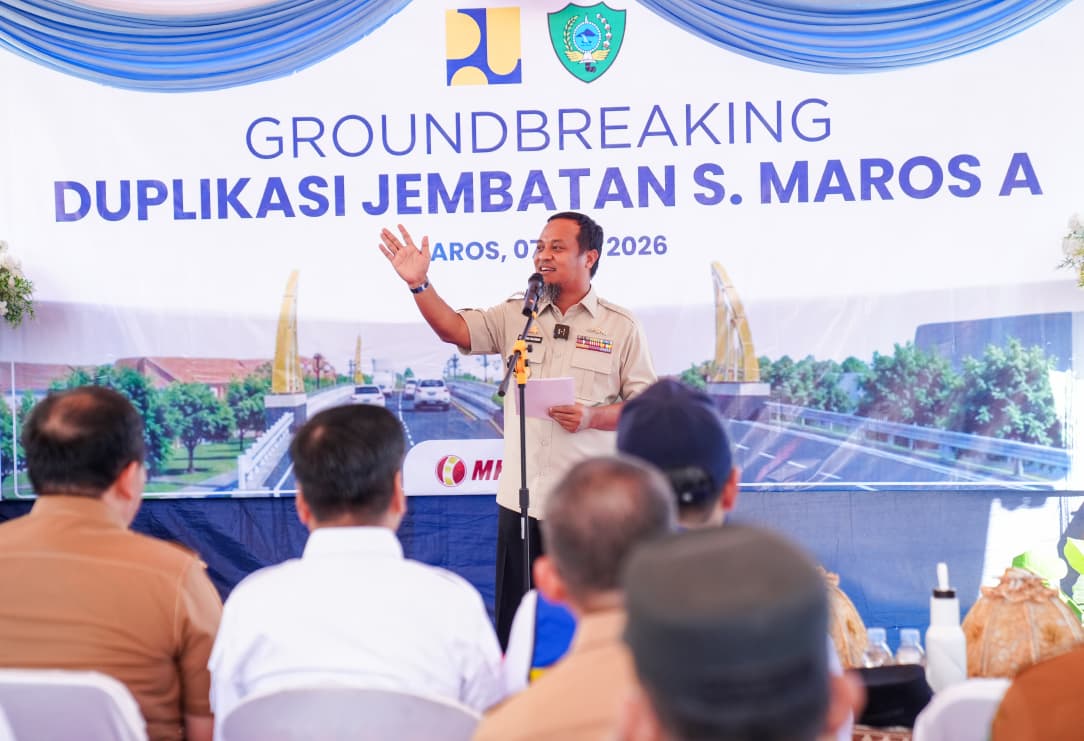 Gubernur Sulsel: Penanaman Pohon Pisang di Jalan Rusak Menghambat Proses Perbaikan