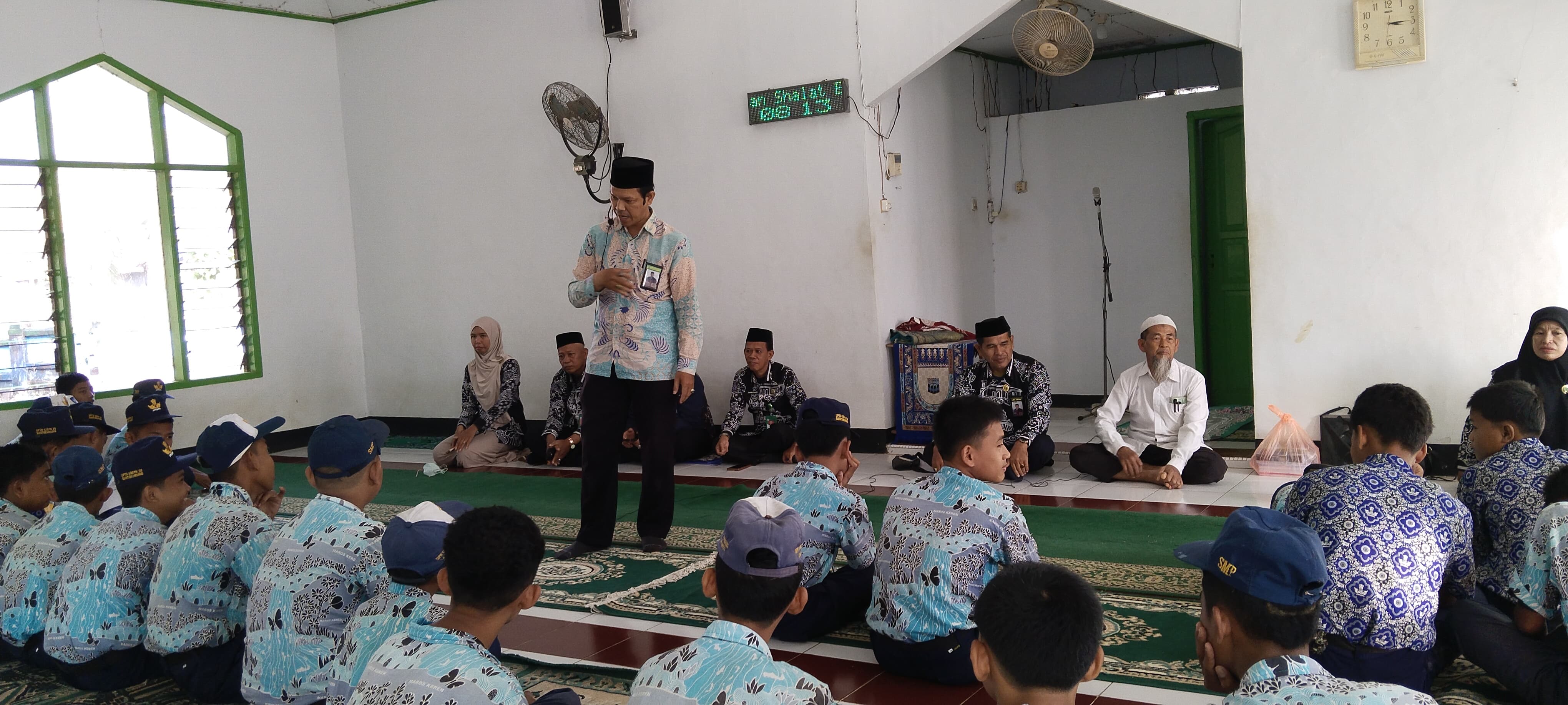 Cegah Pernikahan Dini, KUA Pusaka Bantimurung Turun Sosialisasi di Sekolah