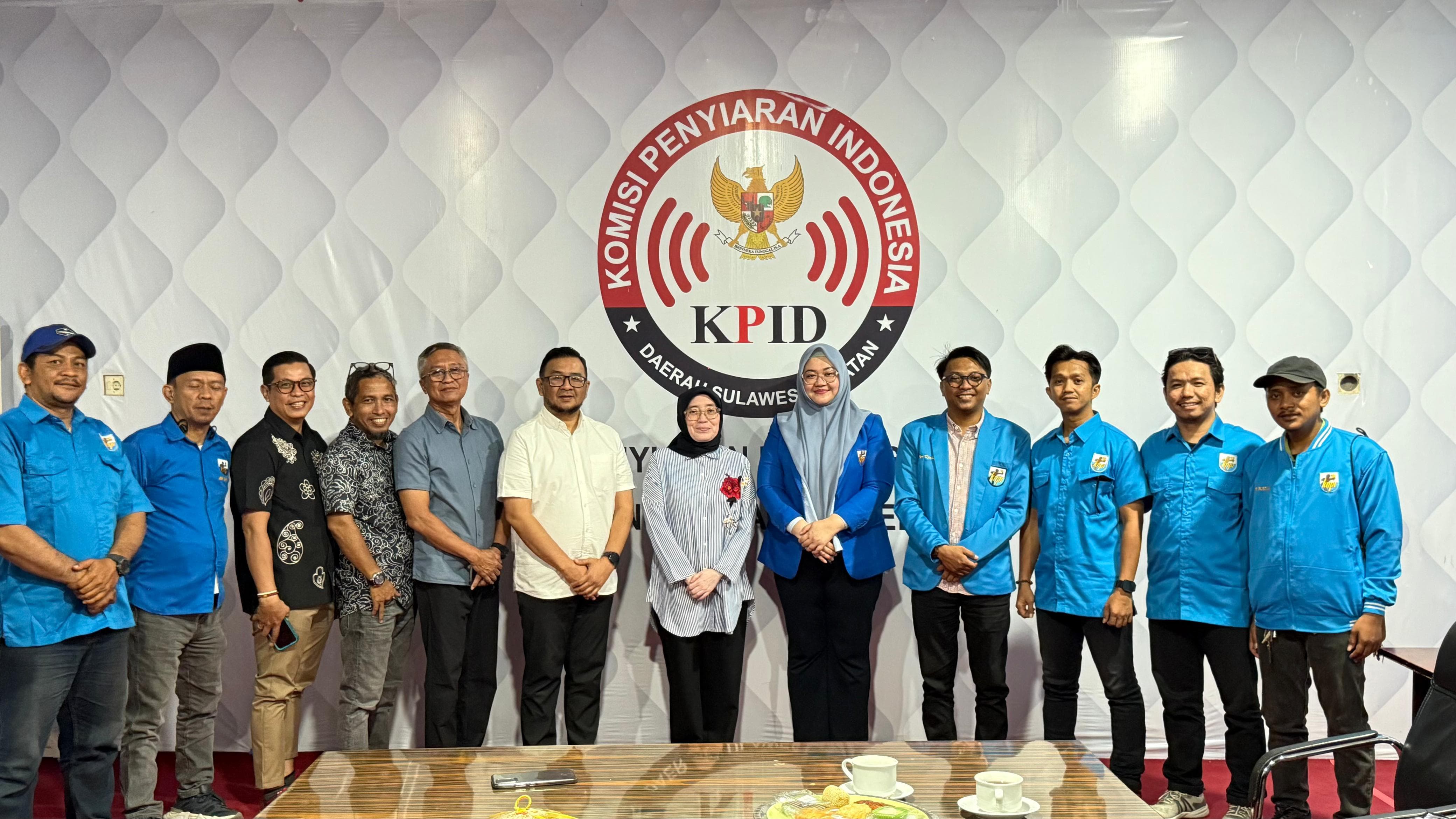 KNPI dan KPID Sulsel Sepakati Kolaborasi Strategis di Bidang Literasi Digital