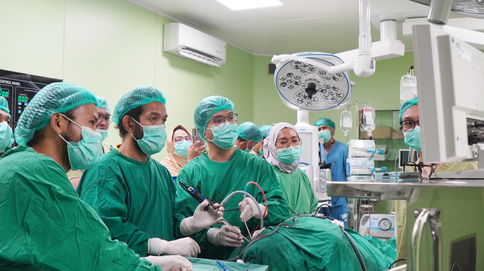 RSUD Labuang Baji Kembangkan Layanan Bedah Saraf melalui Operasi ETOS