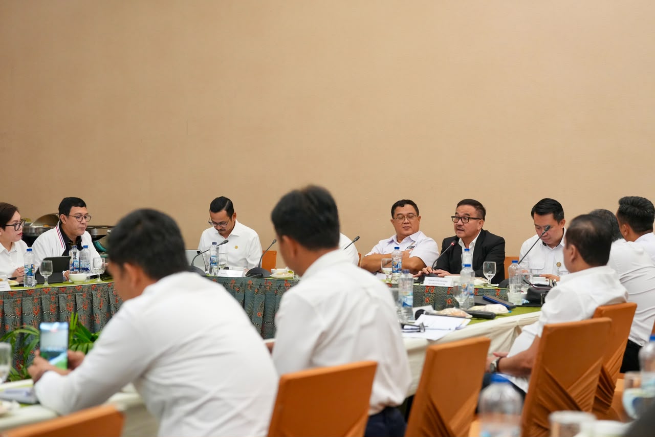 Sekda Sulsel Hadiri Forum Pembahasan PBBKB atas MFO