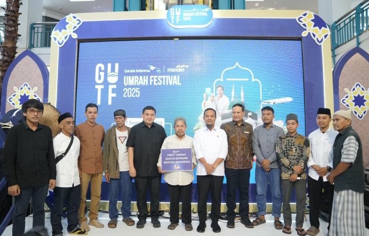 Wali Kota Makassar dan Gubernur Sulsel Launching Festival Garuda Indonesia Umrah Travel