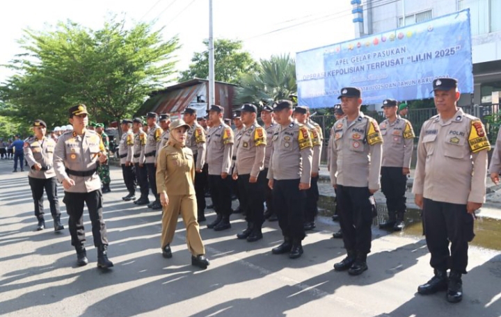 Polres Palopo Gelar Apel Operasi Lilin Jelang Natal dan Tahun Baru