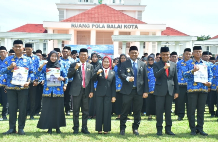 Ribuan PPPK Paruh Waktu Pemkot Palopo Resmi Dilantik