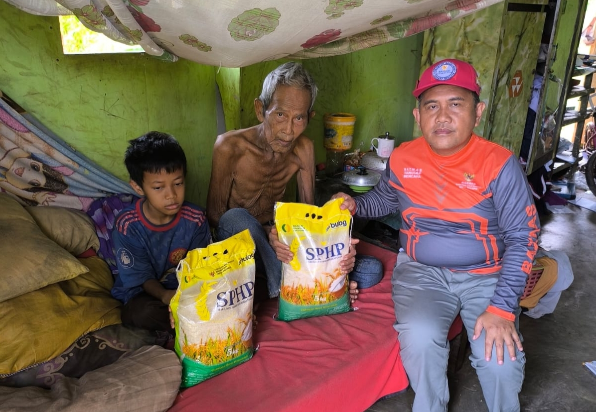 Ditengah Hari Libur, BAZNAS Kota Palopo Kembali Salurkan Bantuan