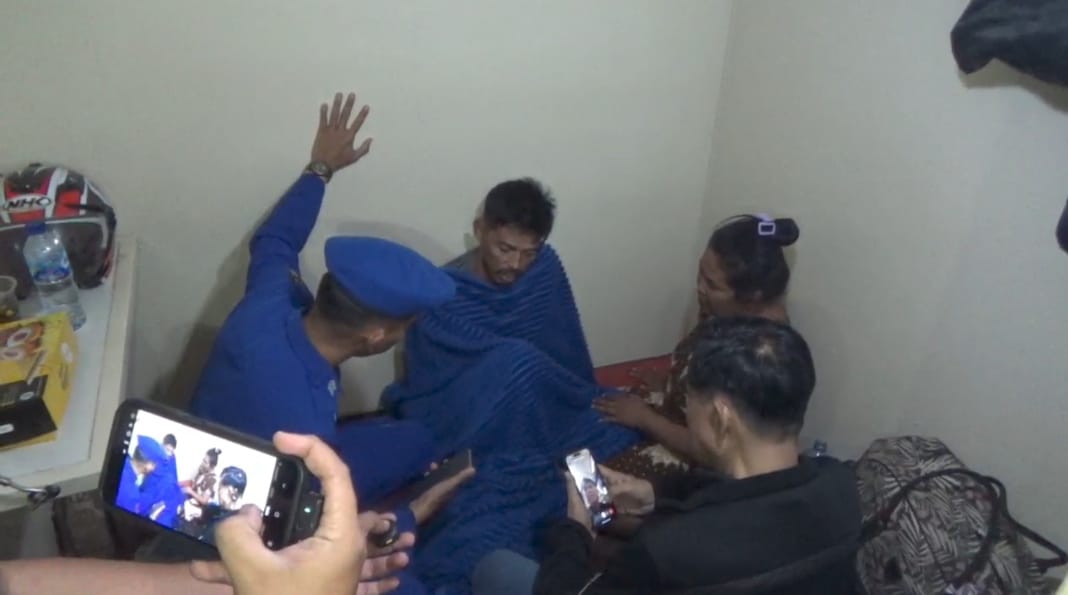 Penumpang Kapal Melompat ke Laut Diduga Kesurupan