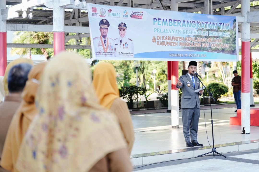 Gubernur Sulsel Lepas Tim Pelayanan Kesehatan Bergerak ke Pulau Pangkep dan Selayar