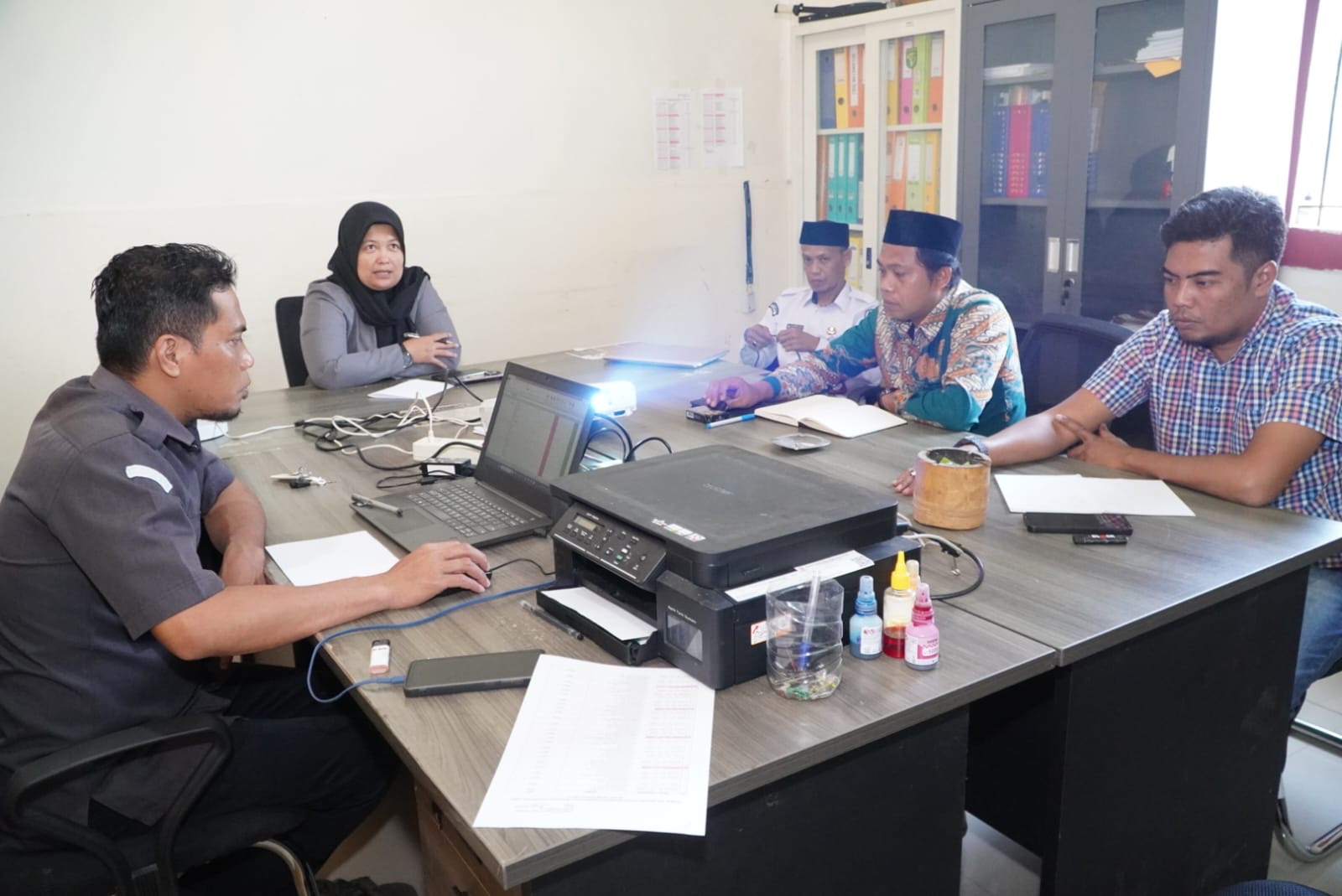 KPU dan Bawaslu Luwu Perkuat Sinergi Pemutakhiran Data Pemilih Berkelanjutan