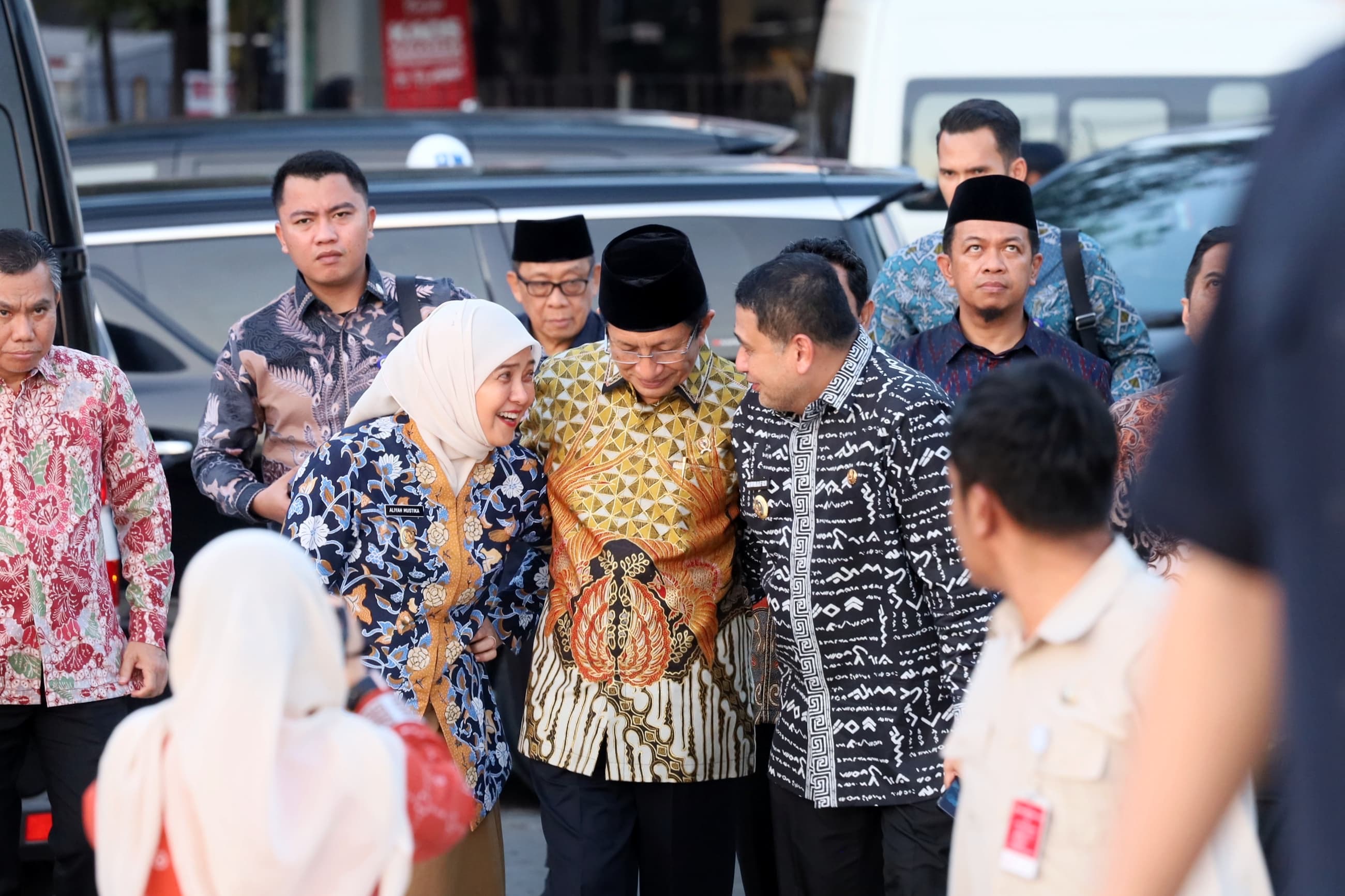 Wali Kota dan Wakil Wali Kota Makassar, Dampingi Menag Resmikan RS UIN Alauddin