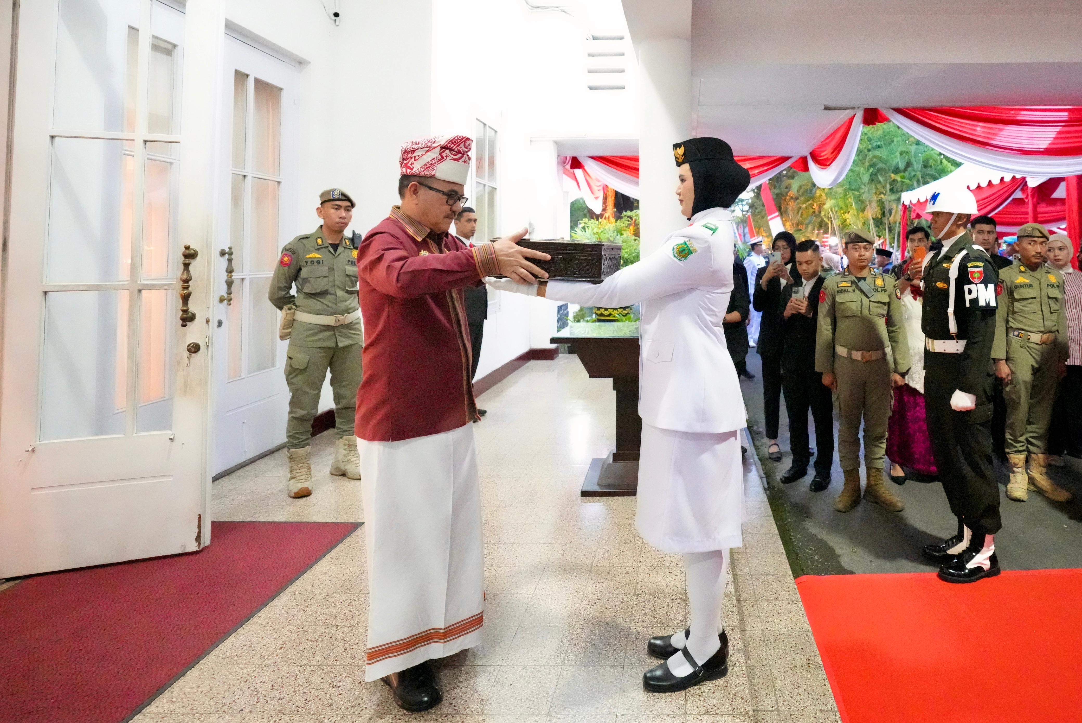 Paskibraka Sulsel Tuntaskan Tugas di HUT ke-80 RI, Gerimis Tak Surutkan Semangat
