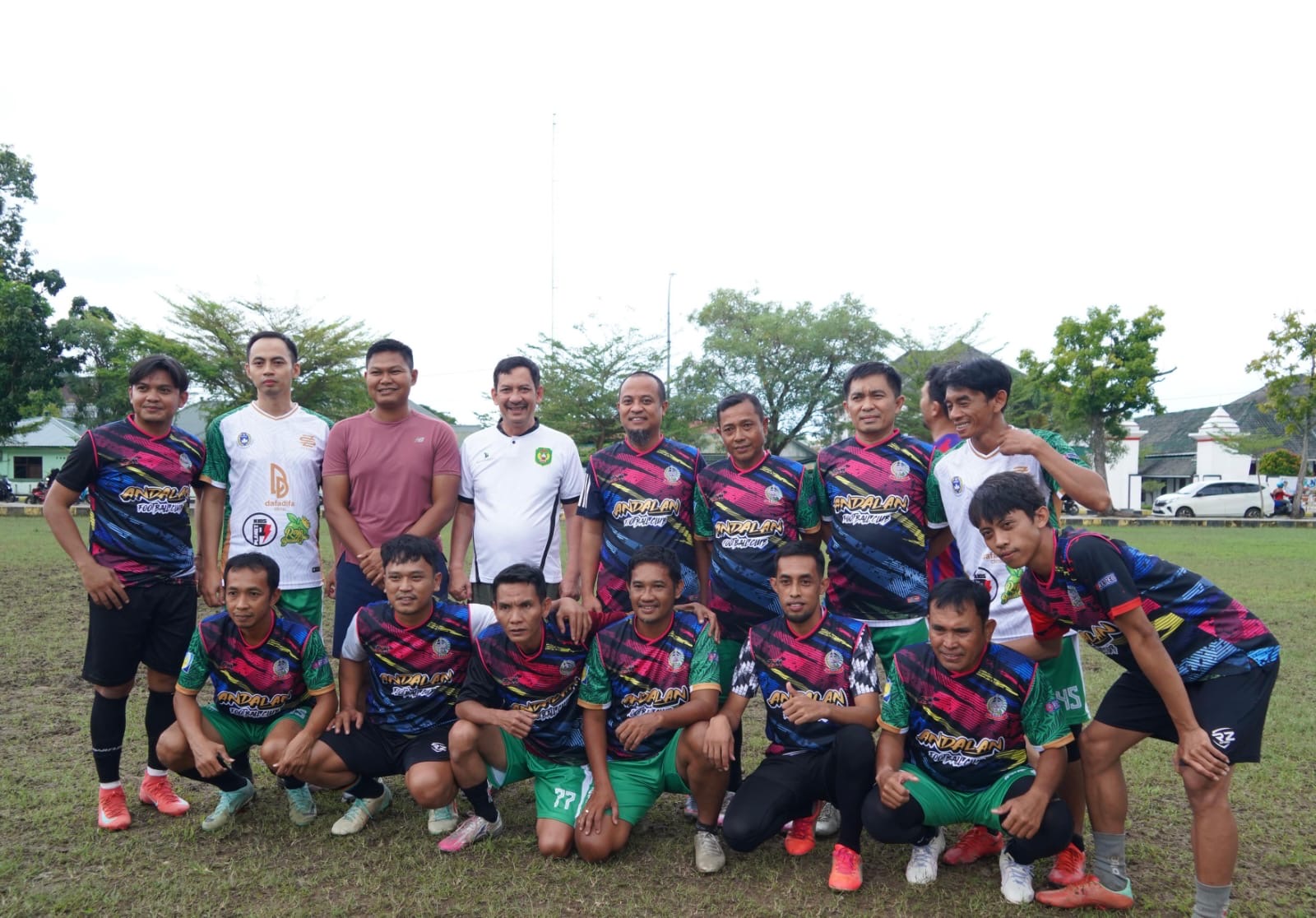 Pertandingan Sepakbola Persahabatan Gubernur Sulsel vs Forkopimda Kota Palopo