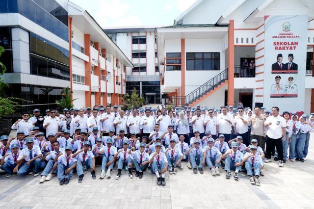 Gubernur Sulsel Pimpin Apel Perdana Sekolah Rakyat SMA di Makassar