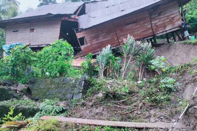 Tanah Bergerak Landa Dusun Bena’ Toraja, BPBD Sulsel Kirim Bantuan dan Koordinasi Penanganan
