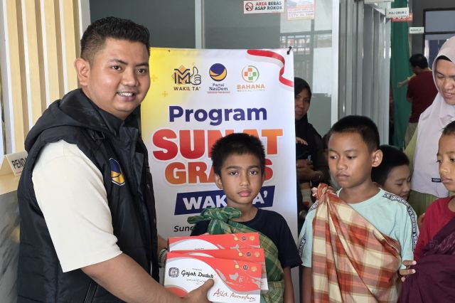 H. Ikhsan Baharuddin Kembali Gelar Sunat Gratis, Disambut Antusias Warga