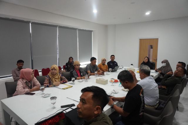 TP PKK Kota Makassar Gandeng DLH Siapkan Langkah Strategis Atasi Permasalahan Sampah