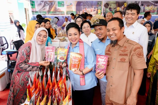 Gubernur Sulsel Dampingi Komisi IV DPR RI Kunker di BPPMHKP Makassar, Titiek Soeharto Puji Komoditas Ekspor Laut Sulsel Digemari Pasar Internasional