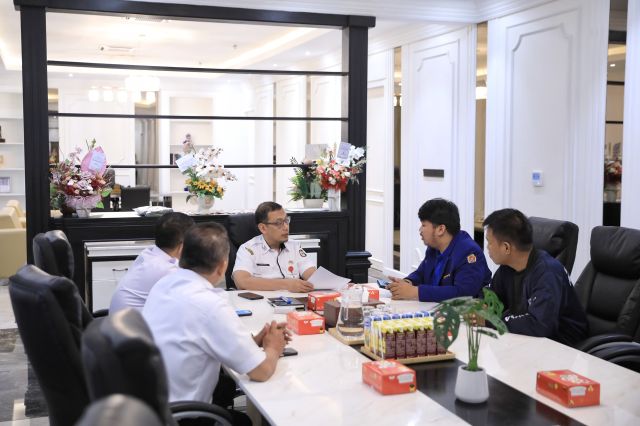 Meriahkan HUT ke-65 Tahun, Pemkot Makassar Dukung Karang Taruna Gelar Kegiatan Sosial hingga Jalan Sehat