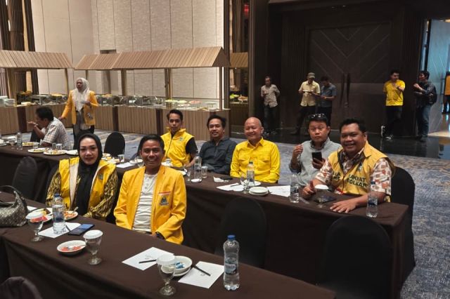 Tokoh Pemuda Sidenreng Rappang Temui Arief Rosyid Hasan di Makassar ‎