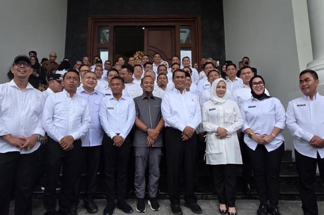 Jamu Gubernur, Wagub dan seluruh Kepala Daerah Terpilih se-Sulsel, Mentan Ajak Kolaborasi Untuk Jadi Yang Terbaik