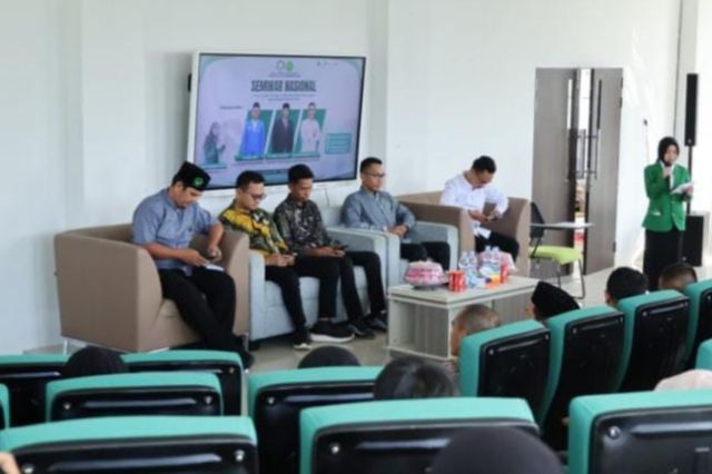 DEMA UIN Palopo Gelar Seminar Nasional “Setelah Kuliah, Lanjut ke Mana?”