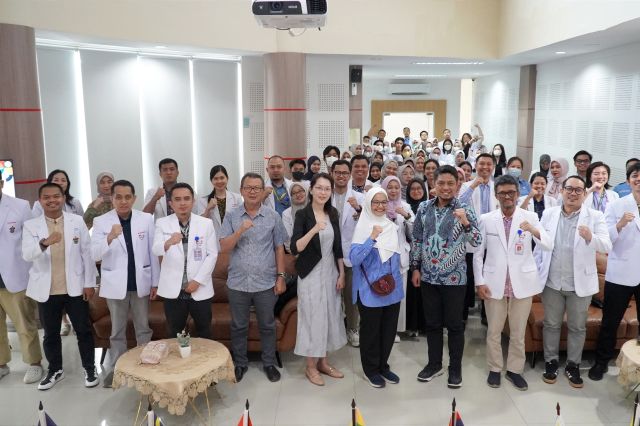 Hadirkan Dua Pembicara dari Malaysia, Prodi Spesialis Bedah Mulut dan Maksilofasial FKG Unhas Gelar Kuliah Tamu