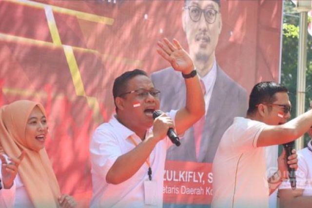 Semarak HUT RI Ke-80, Kepala Bappeda Tunjukkan Bakat Menyanyi Di Porseni ASN 2025