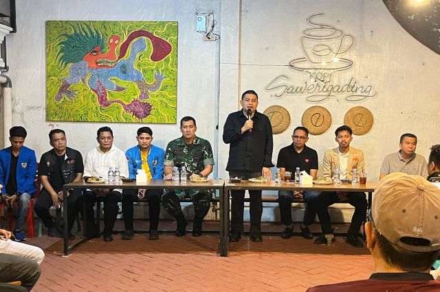 Munafri Ajak Warga Pasang Spanduk & Gaungkan #JagaMakassarTa, Tolak Anarkisme di Kota Daeng